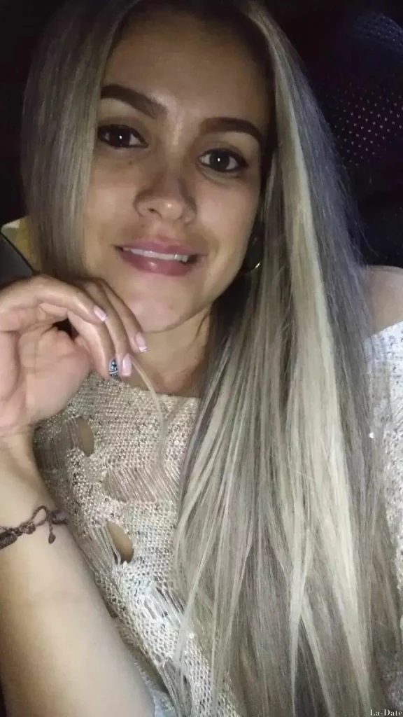 Amanda Mayara